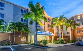 Candlewood Suites Fort Myers/Sanibel Gateway By Ihg